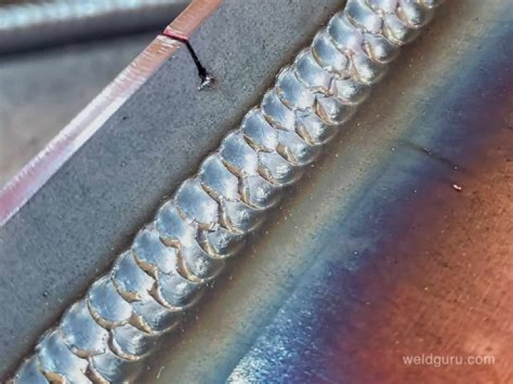 Does MIG welding produce slag